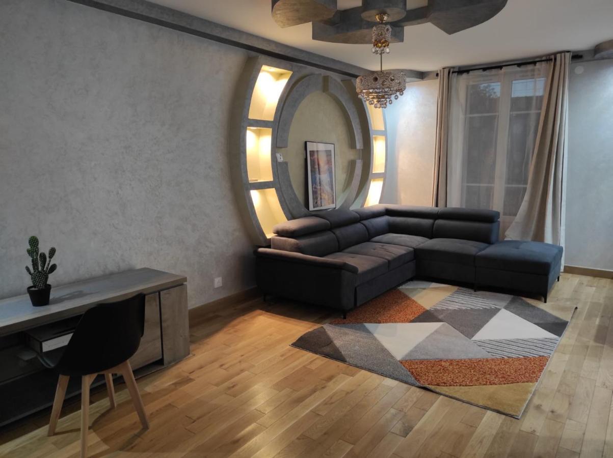 Maison Elegante Et Spacieuse 埃库昂 外观 照片